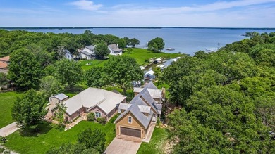 Welcome to your dream lake retreat! This beautifully updated - photo 3