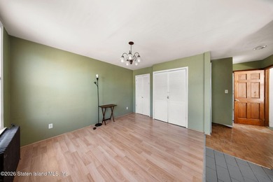 Charming legal two family home in Staten Island's Arrochar and - photo 49