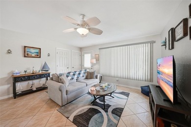 Welcome home to this beautifully updated 3 bedroom, 2 bathroom - photo 3