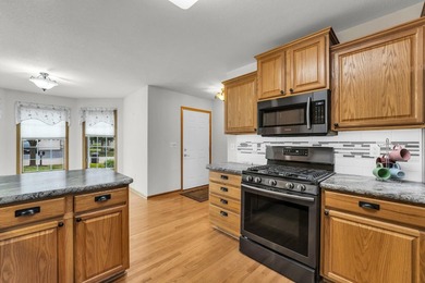 Condo living at its finest! This spacious 2-bedroom, 3.5-bath - photo 12