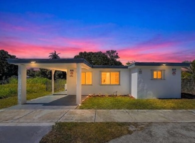 Beautifully updated 4-bedroom, 3-bathroom home with NO HOA - photo 3
