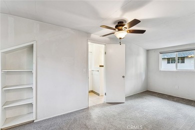 Welcome home to this fully renovated modern mountain retreat - photo 18