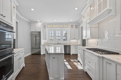 Gorgeous 5 Bedroom, 7 Bathroom home in prestigious Olde Stone - photo 22