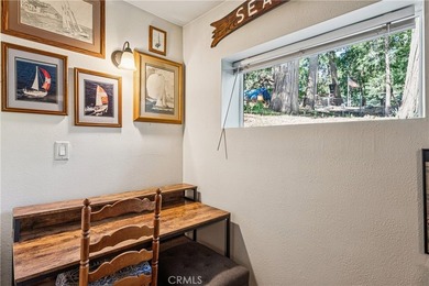 Welcome home to this fully renovated modern mountain retreat - photo 28