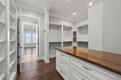 Gorgeous 5 Bedroom, 7 Bathroom home in prestigious Olde Stone - photo 28