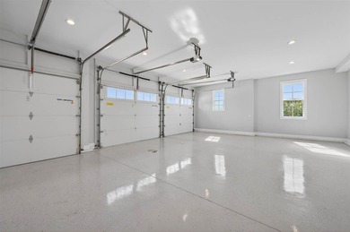 Gorgeous 5 Bedroom, 7 Bathroom home in prestigious Olde Stone - photo 31