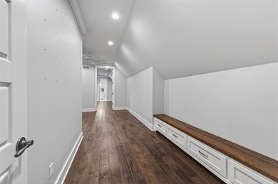 Gorgeous 5 Bedroom, 7 Bathroom home in prestigious Olde Stone - photo 38