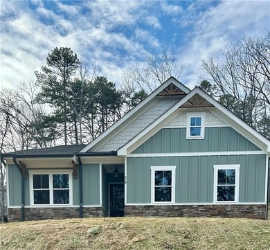 Lake Arrowhead Home For Sale in Waleska Georgia