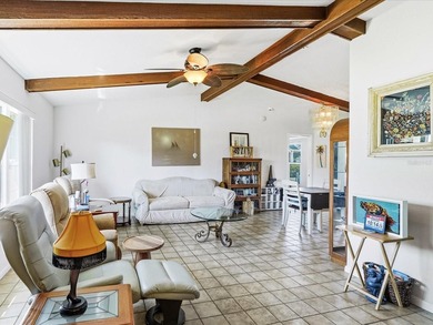 Under contract-accepting backup offers. Welcome to this - photo 7