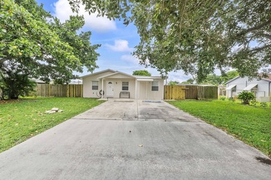 Beautiful and versatile property located in a quiet no-HOA - photo 3