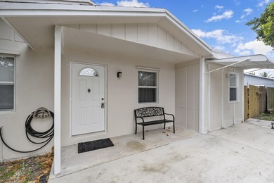 Beautiful and versatile property located in a quiet no-HOA - photo 6