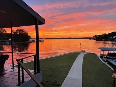 Wilson Lake Home For Sale in Muscle Shoals Alabama