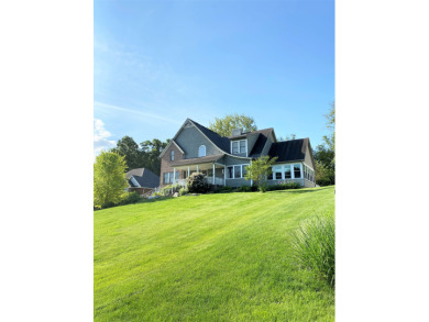Big Long Lake Home For Sale in Wolcottville Indiana