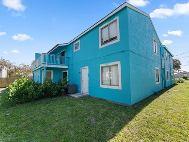 Rare opportunity to acquire two adjacent fourplex buildings - photo 7
