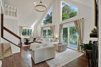 Welcome to this beautifully updated and meticulously maintained - photo 2