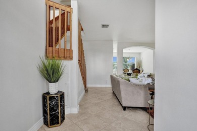 Gorgeous lakefront 4-bedroom, 2.5-bath, 2-car garage home in the - photo 22
