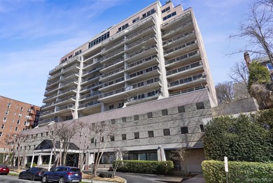 Lake Condo For Sale in Yonkers, New York