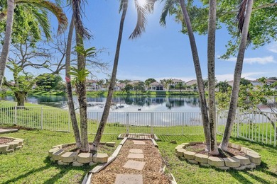 Gorgeous lakefront 4-bedroom, 2.5-bath, 2-car garage home in the - photo 50