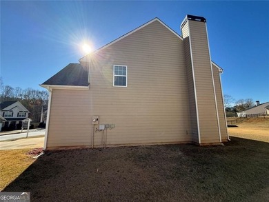 Nestled in the highly sought-after Mirror Lake Southwoods - photo 4