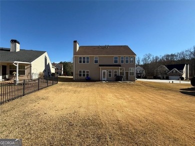 Nestled in the highly sought-after Mirror Lake Southwoods - photo 8