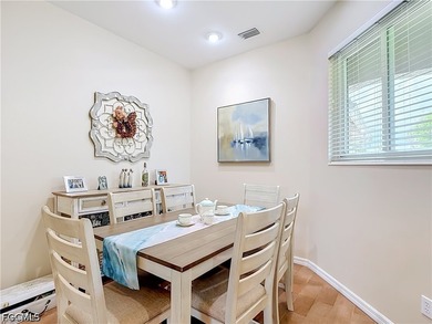 Move-in-ready 3+ den bedroom, 2.5 bath home offers a spacious - photo 4