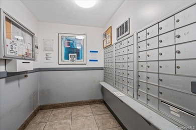 Prime Location! Beautiful 2-bedrooms, 2- full bathrooms - photo 4