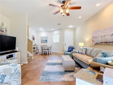 Move-in-ready 3+ den bedroom, 2.5 bath home offers a spacious - photo 7