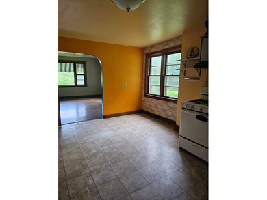 2 story 4+bedroom with 24x34-2 car detached garage/shop with - photo 6