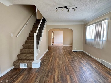 This turn-key home is ready for its new owner!! The brand new - photo 3