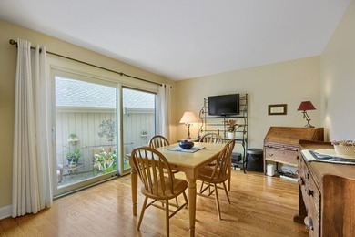 Welcome to Lake Barrington Shores. This 3-bedroom 2.2 Bathroom - photo 8
