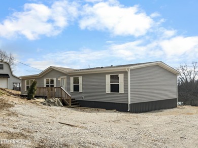 Norris Lake Home Sale Pending in Jacksboro Tennessee