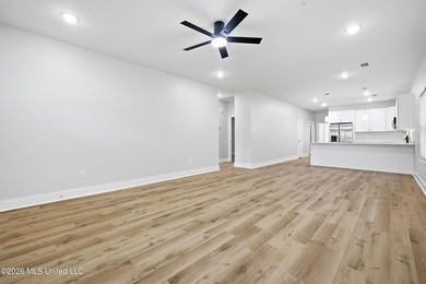 Welcome to your dream home! This beautifully crafted new - photo 18