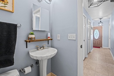Rare opportunity to own a one-level, 3 bedroom condo in Yacht - photo 19