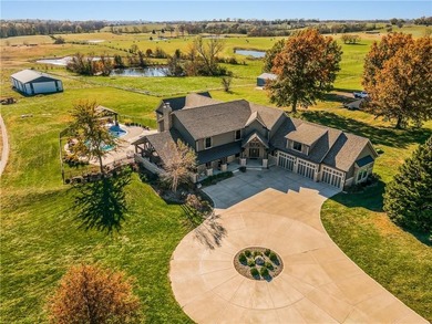 Luxury Estate on 40+/- Acres. Customize the arena to your - photo 1
