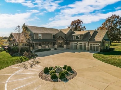 Luxury Estate on 40+/- Acres. Customize the arena to your - photo 3