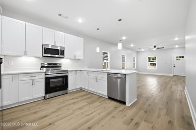 Welcome to your dream home! This beautifully crafted new - photo 23