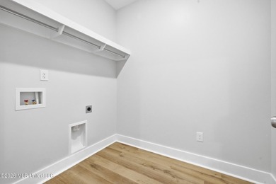 Welcome to your dream home! This beautifully crafted new - photo 32