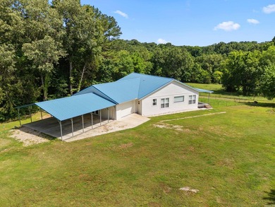 Beautiful new construction home on 8.92 surveyed acres just - photo 35