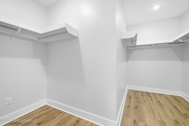 Welcome to your dream home! This beautifully crafted new - photo 38