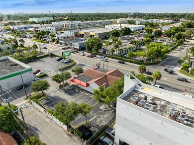 Prime Freestanding Commercial Building located on the Iconic 8th - photo 3