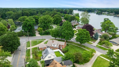 1866 Greenleaf Blvd is a timeless brick home offering space - photo 44