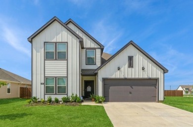 Lake Ray Roberts Home For Sale in Pilot Point Texas