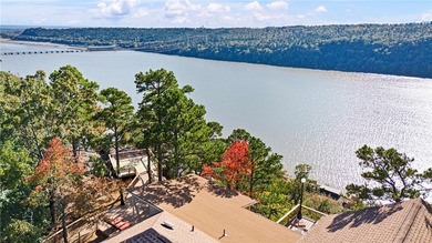 Here is your opportunity to own one of the best views in the - photo 4