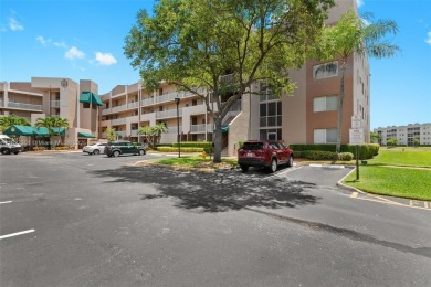 Lake Condo For Sale in Tamarac, Florida