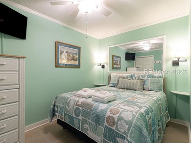 Incredible opportunity for this perfect beach villa! Bright - photo 14