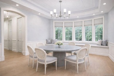 A rare opportunity to own a truly exceptional, fully detached - photo 5
