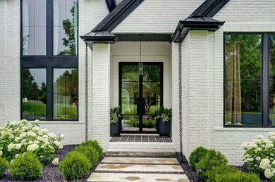 Family Compound! This one-of-a-kind property offers a rare - photo 7