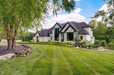 Family Compound! This one-of-a-kind property offers a rare - photo 8