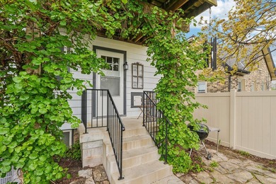 This beautifully maintained Shorewood duplex truly has it all! - photo 20