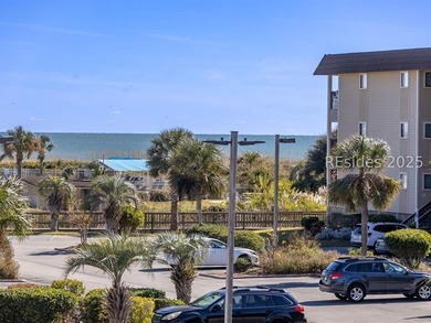Incredible opportunity for this perfect beach villa! Bright - photo 27